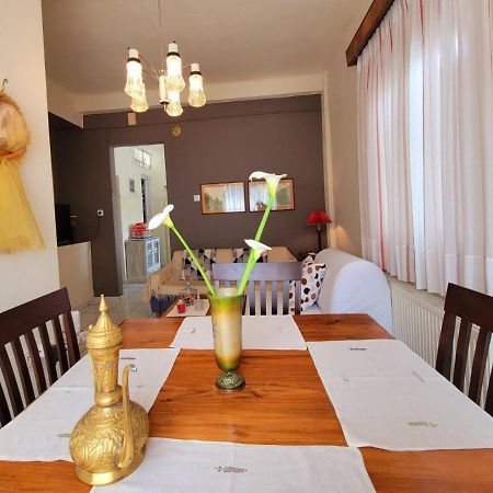 Mansion With Garden Villa Kiaton Bagian luar foto