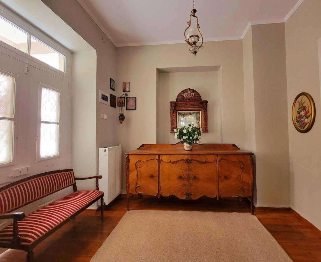 Mansion With Garden Villa Kiaton Bagian luar foto